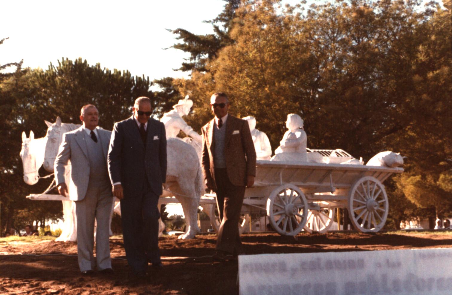 Inauguración Monumento Liss Lapacó Resnicoff