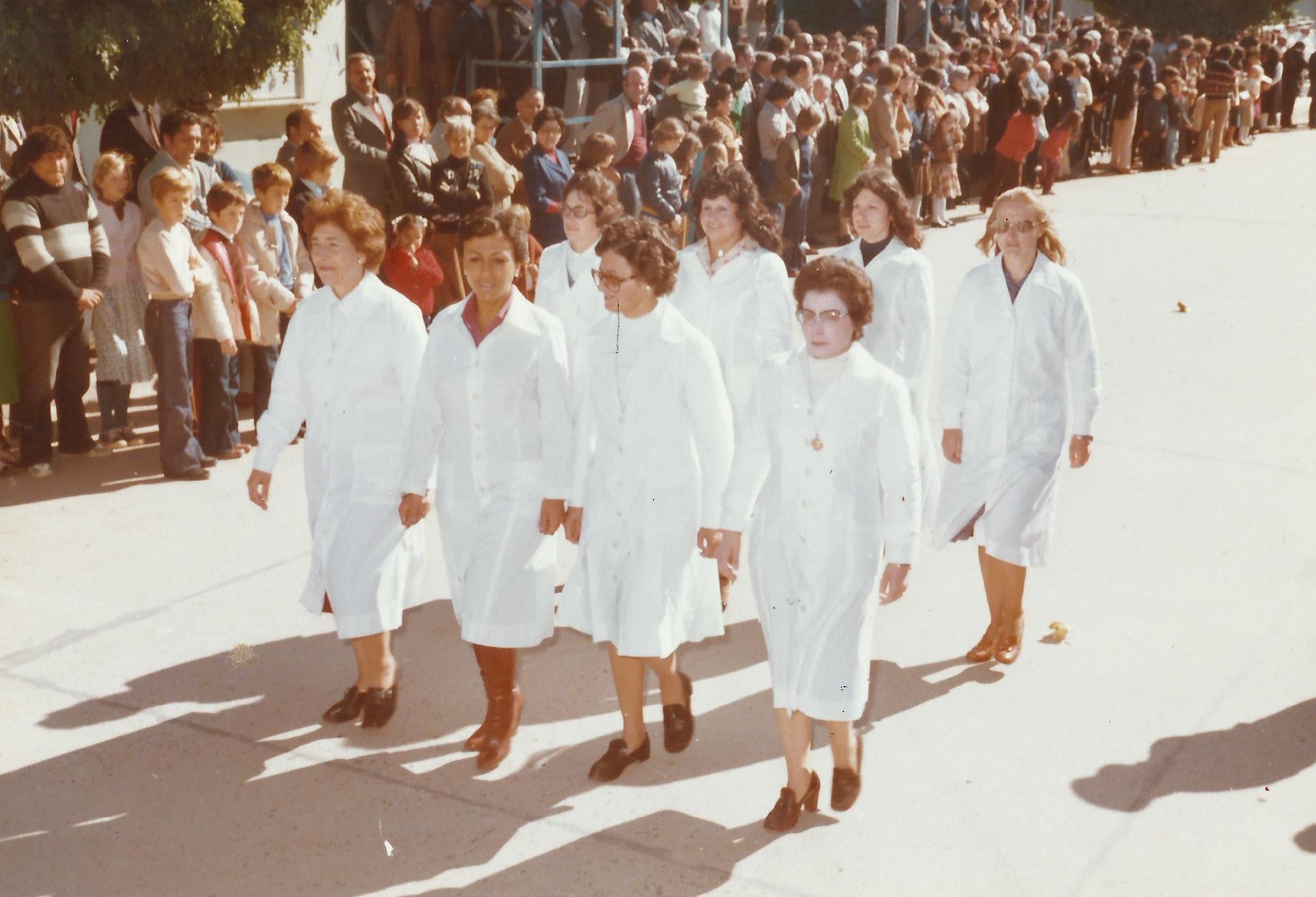 jardin maestras desfile